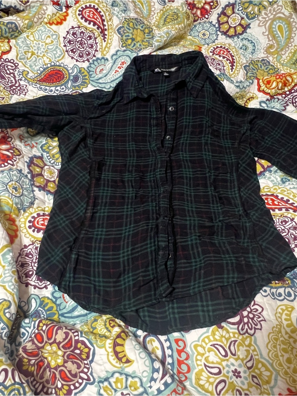 Riders by Lee Black and Green Plaid Button-Down Shirt